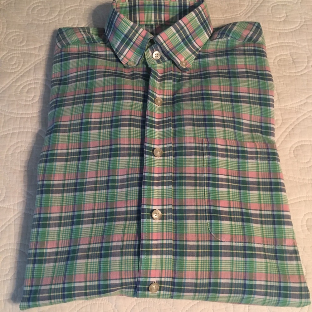 Vineyard Vines Plaid Long Sleeved Button Down Shirt, Size M